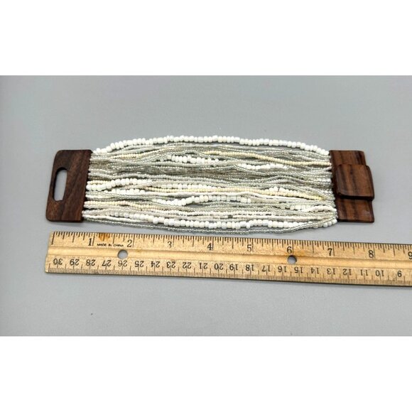 VTG White Cream Seed Beaded MultiStrand Bangle Bracelet Wooden Clasp Bohemian - Picture 3 of 3